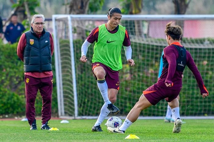 中国国家男子足球队在?？诩?>
     <p>中国国家男子足球队在海口集训</p>
</a>
        </div>
    </div>
    <!--推荐图集end-->
    <div   id=