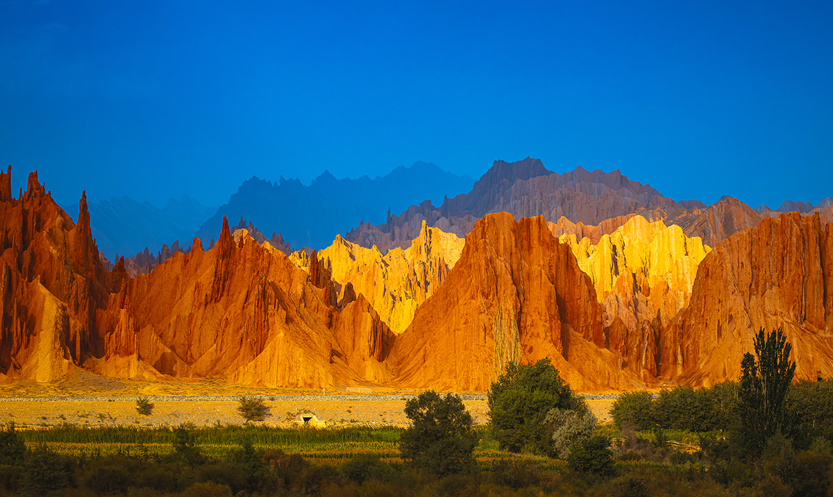 【这个城市有点潮】阿克苏：新疆“甜心” 红到满屏热烈