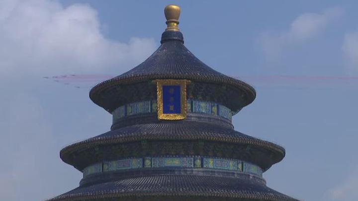 彩烟和天坛绝美同框