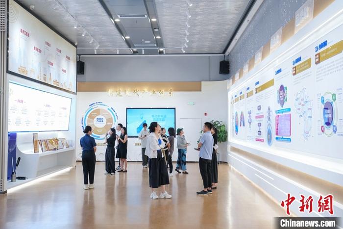 媒体走进河北高阳探访产业育城中心